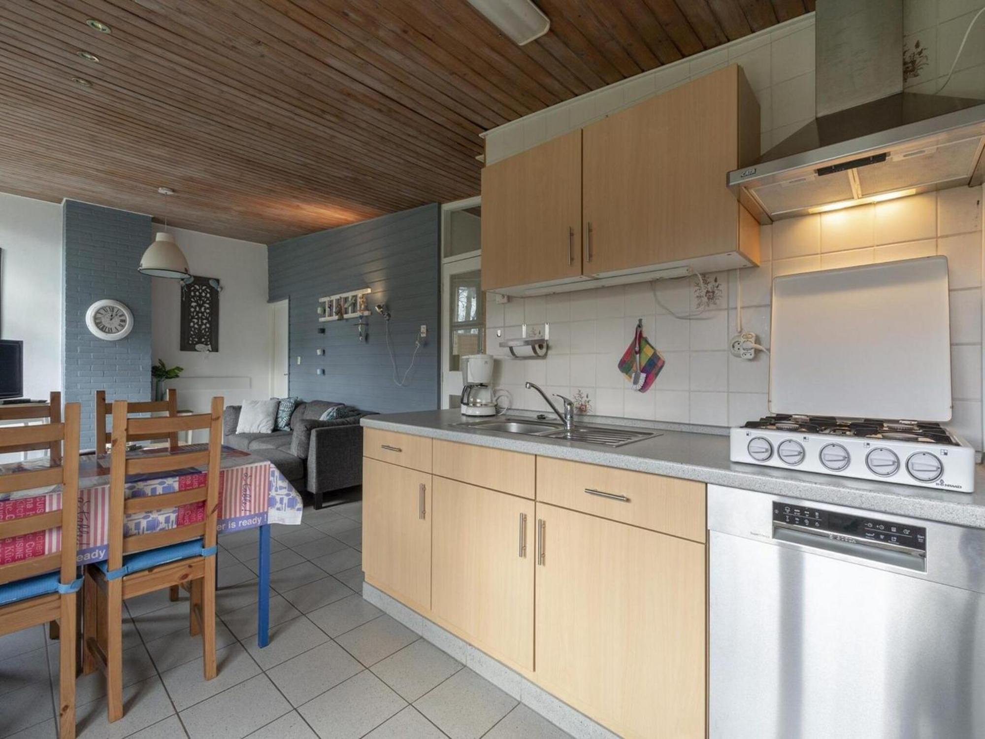 Stylish Beachside Bungalow With Patio Sint Maartensvlotbrug Extérieur photo