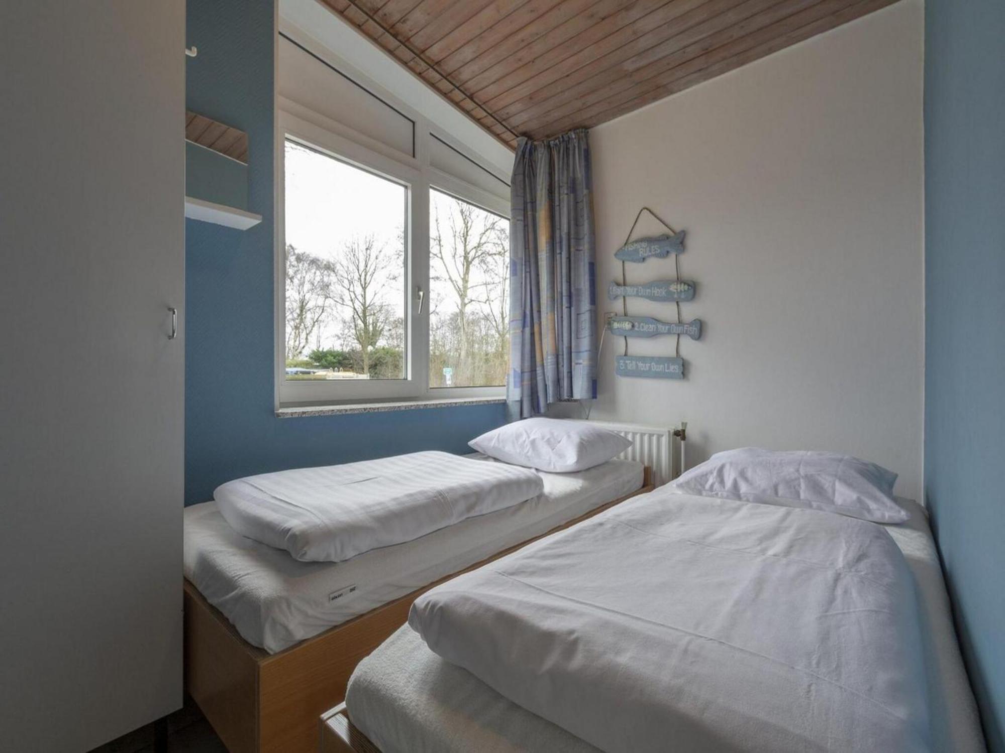 Stylish Beachside Bungalow With Patio Sint Maartensvlotbrug Extérieur photo